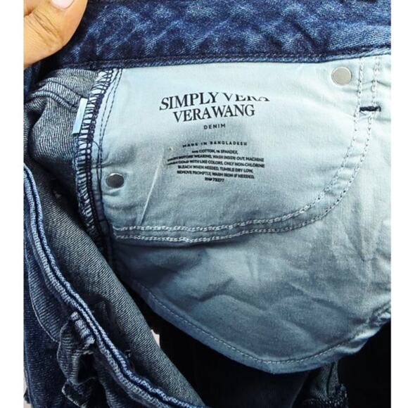 Simply Vera Vera Wang Blue Denim Jean Shorts Cuffed Size 8 Short - Picture 5 of 5